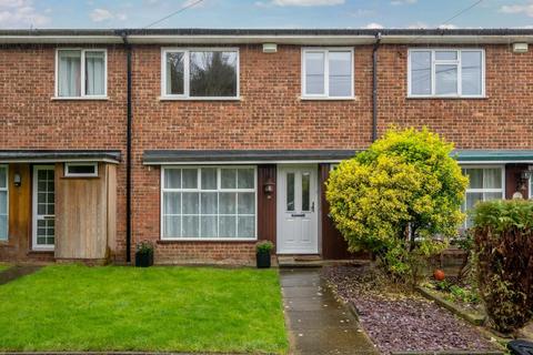 12 Broadacre, Staines, TW18 2DH