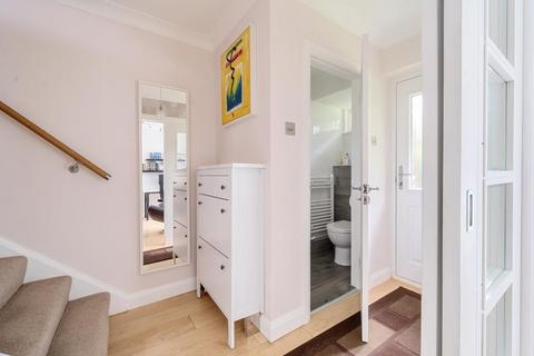 12 Broadacre, Staines, TW18 2DH