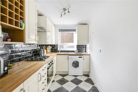 41 Cheriton Close, London, W5 1TR