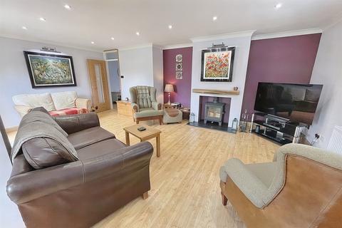 7 Down Lodge Close, Alderholt, Fordingbridge, SP6 3JA