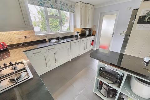 7 Down Lodge Close, Alderholt, Fordingbridge, SP6 3JA