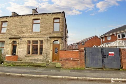 2 bedroom end of terrace house for sale, Milnrow Road, Shaw