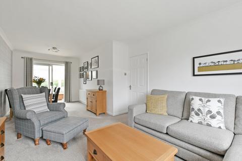 3 bedroom semi-detached house for sale - Pembroke Road, Dronfield, Derbyshire, S18 1WH