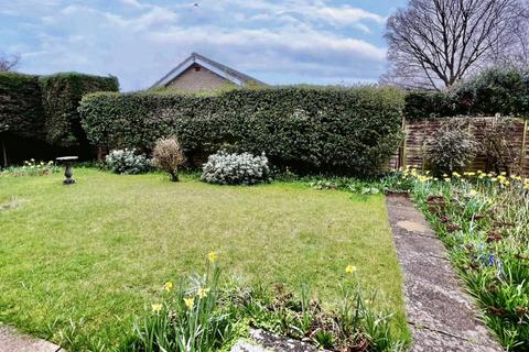 1 Burn Close, Verwood, BH31 6DN