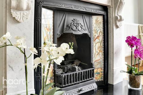 67b East Dulwich Road, London, SE22 9AP