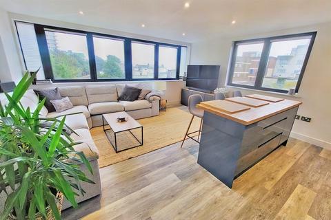 2 bedroom flat for sale, Bournemouth