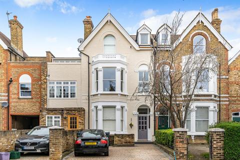 Flat 2, 72 Queens Road, London, SW19 8LR