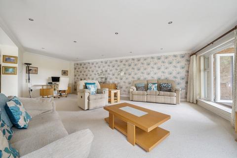 2 bedroom apartment for sale, Kings Parade, Bognor Regis, PO21