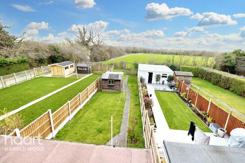 74 Prospect Road, Hornchurch, RM11 3TZ