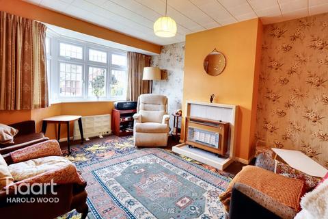 74 Prospect Road, Hornchurch, RM11 3TZ