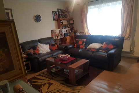 1 bedroom in a house share to rent - Cosgrove Close, Peterborough PE3