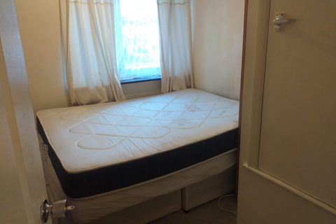1 bedroom in a house share to rent, Cosgrove Close, Peterborough PE3