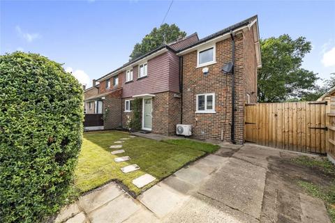 undefined, Hawthorn Road, Woking GU22