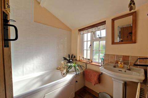 Pear Tree Cottage Trunch Hill, Denton, Harleston, IP20 0AQ