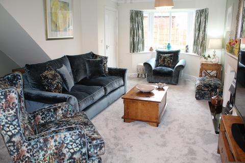 4 bedroom detached house for sale, Thornhill Drive, South Normanton, Derbyshire. DE55 2FS