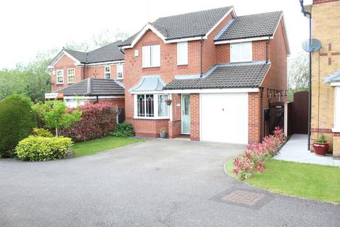 4 bedroom detached house for sale, Thornhill Drive, South Normanton, Derbyshire. DE55 2FS