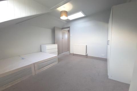 2 bedroom flat to rent, 77 - 79 Fordwych Road, LONDON NW2