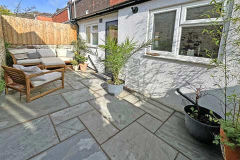 24 Cecil Road, Exeter, EX2 9AQ