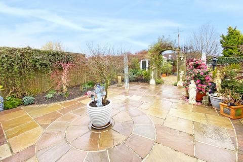20 Derwent Road, Harrogate, HG1 4SG