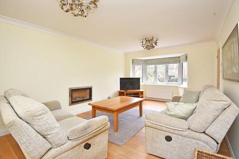 8 Appleby Green, Knaresborough, HG5 9NE