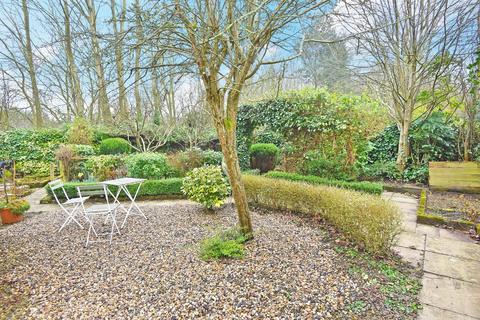 15 Barberry Close, Harrogate, HG3 2NZ