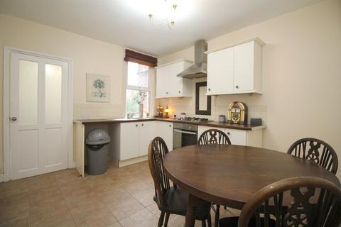 2 bedroom terraced house to rent, Paget Street, Loughborough, LE11