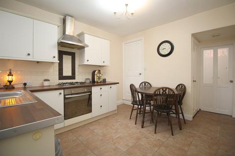 2 bedroom terraced house to rent, Paget Street, Loughborough, LE11