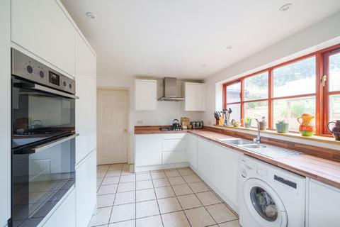 4 bedroom detached house for sale, 3 Cutmill Gardens, Eardiston