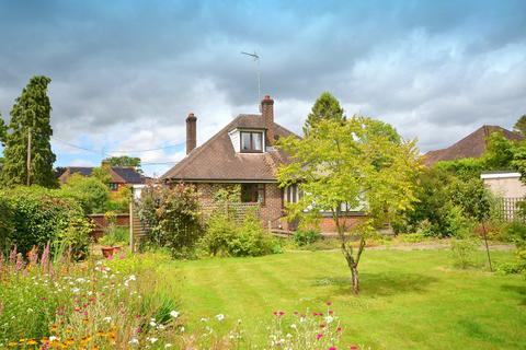 3 bedroom bungalow for sale, Cranleigh Road, Ewhurst, GU6