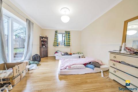 3 bedroom semi-detached house for sale, Old Palace Road, Surrey GU2