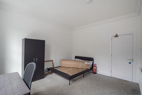 3 bedroom apartment to rent - Bruce St, Stirlingshire FK8