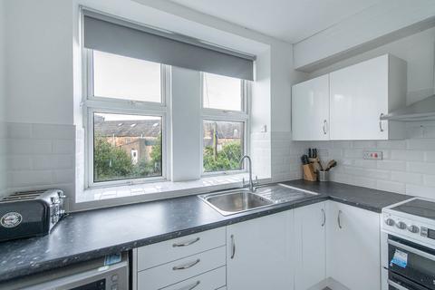 undefined, Bruce St, Stirlingshire FK8