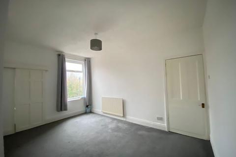 2 bedroom flat to rent, South Burn Terrace, New Herrington