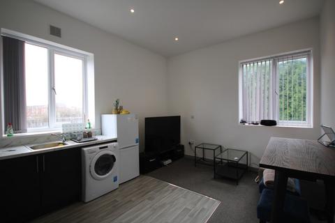 1 bedroom apartment to rent, Oak Court, Dudley Road, Brierley Hill, DY5