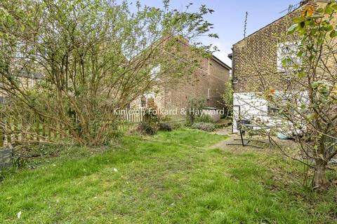 31 Perry Hill, London, SE6 4LF