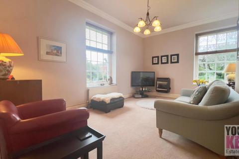 2 bedroom apartment for sale, James Court, Dixwell Road, Folkestone, Kent CT20