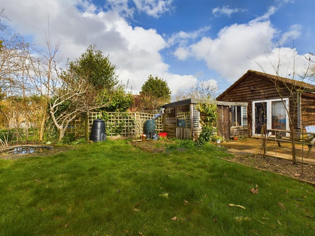 Garden and 2nd Garage