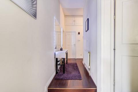 2 bedroom flat to rent, Cromwell Road, Kensington, London, SW5