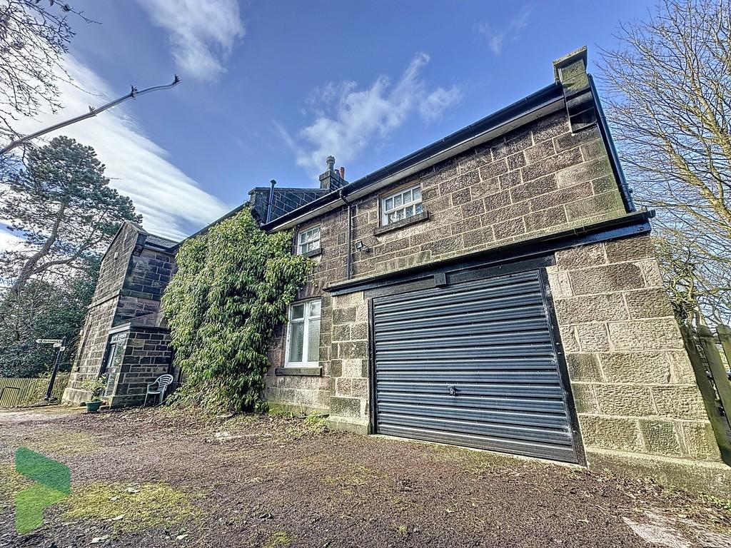Preston Old Road, Blackburn 5 bed detached house for sale £485,000