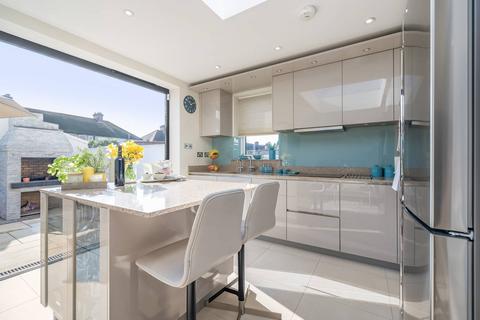42 Beech Grove, Mitcham, CR4 1LH