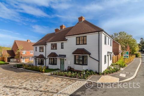 2 bedroom end of terrace house for sale, Henwood Green Road, Pembury, Tunbridge Wells