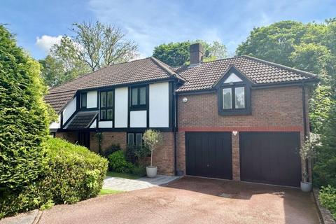 5 bedroom detached house for sale, Russell Hill Road, West Purley