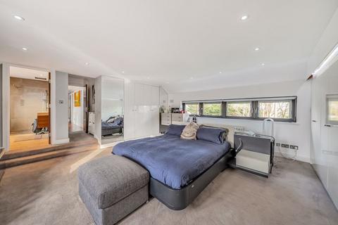 60 Russell Hill Road, Purley, CR8 2LB