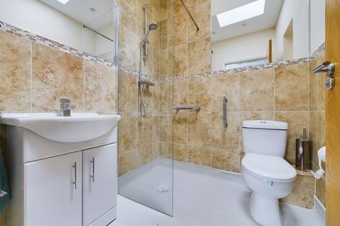 2d Bagridge Road, Wolverhampton, WV3 8HW