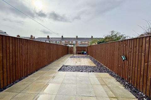 37 Wentworth Road, Grimsby, DN34 4AR