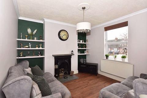 2 bedroom end of terrace house for sale - Manchester Road, Lostock Gralam