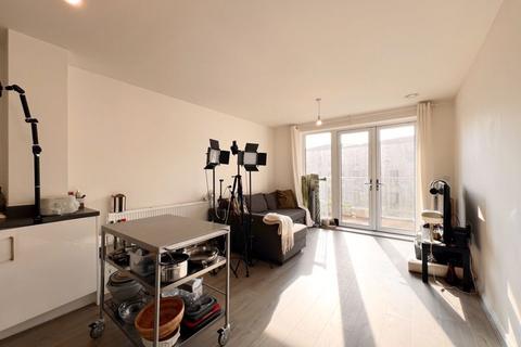 1 bedroom flat for sale, Grahame Park Way, London