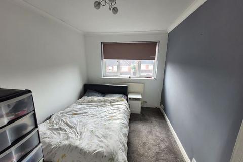 3 bedroom end of terrace house for sale - Chelmorton Road, Great Barr, Birmingham, B42 2QT