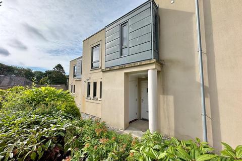 2, Sisters Steps Corte Spry, Truro, TR1 2GL