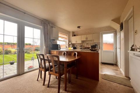 8 Ashtead Close, Minworth, Sutton Coldfield, B76 1YH